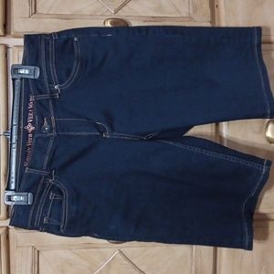 Ladies Vera Wang stretch denim shorts sz 10